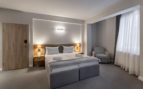 Genesis By Eden Hotel 3*
